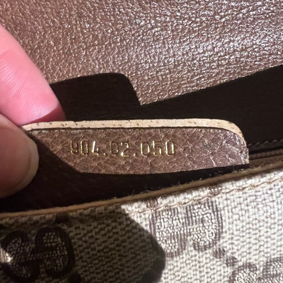 Gucci Vintage Clutch - Brown Leather, w/unbranded chain. Excellent Condition - Picture 11 of 14